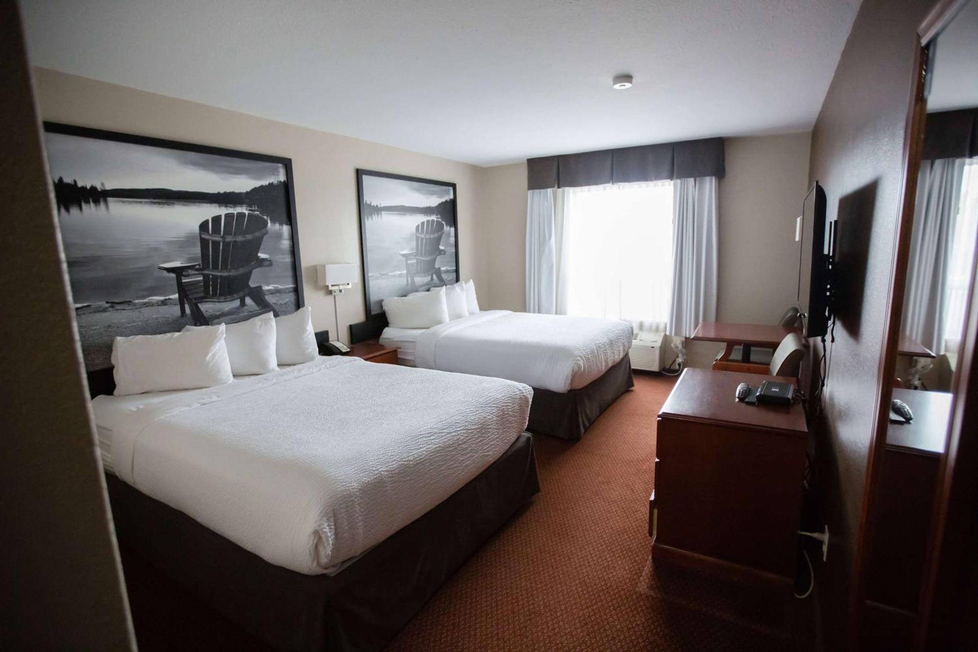 Super 8 By Wyndham Whitecourt Hotel Eksteriør billede