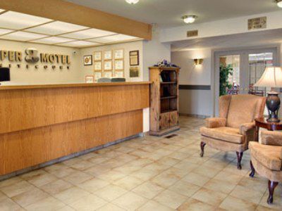 Super 8 By Wyndham Whitecourt Hotel Interiør billede